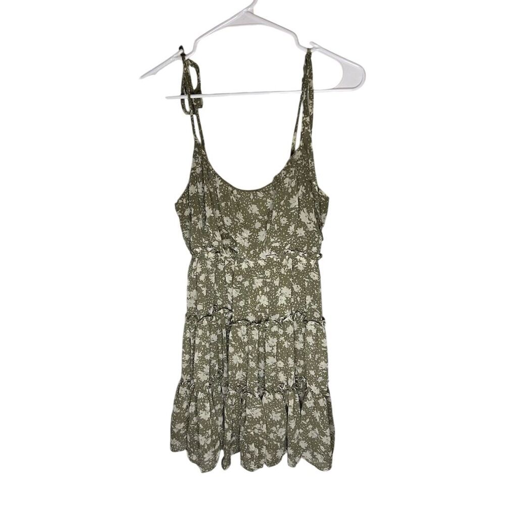 Blu Pepper Women's Green Floral Tiered Mini Dress Size M Casual